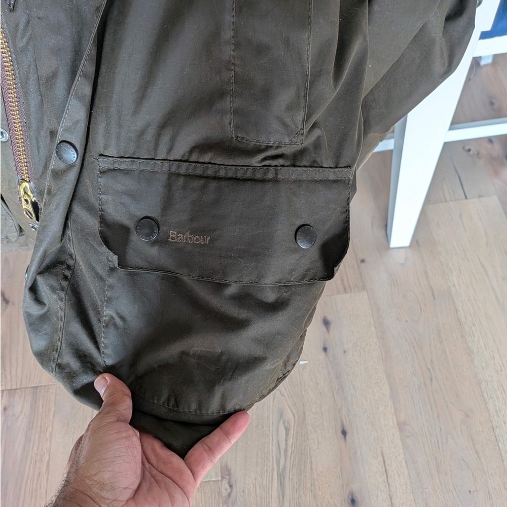 Men's Barbour Olive Green Waxed Jacket & Liner Vest - Picture 7 of 10